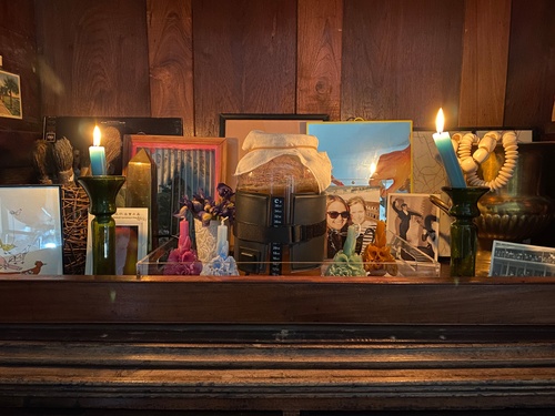 Picture of an altar with proposal