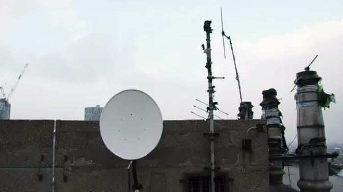 Fig 4: Rooftop pirate radio transmitters in London. Still from a short documentary by Palladium Boots for its Exploration film series. [“London Pirate Radio”](www.youtube.com/watch?v=1E0yqCPd5PY), YouTube, March 25, 2015. © VBS.IPTV.