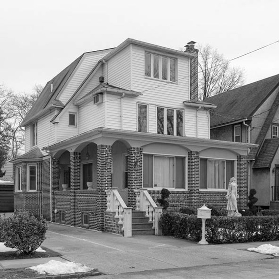 Columbia Tusculum Residence/Yoga Studio - Contemporary - Home Gym -  Cincinnati - by Greener Stock